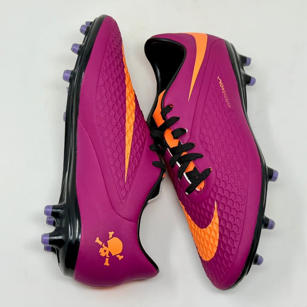 Nike Women's Magenta and Orange Soccer Cleats